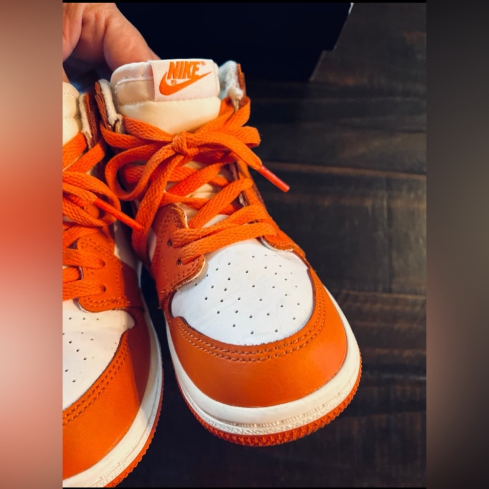Jordan 1 Retro High OG (TD) Kids 10 - Picture 5 of 11